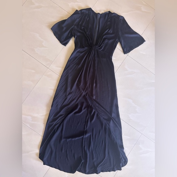 Zara Black Silky Dress Short Sleeve Maxi Asimetric Size M Chest Open And Skirt - Picture 12 of 16